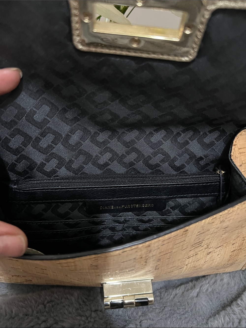 Diane Von Furstenberg Natural Cork Envelope Clutch EUC retail $365 - Picture 5 of 8
